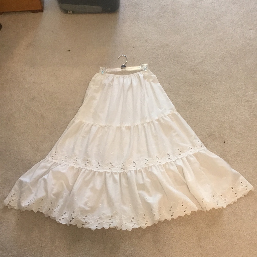 Vintage White Tiered Skirt/Slip with Floral Detail